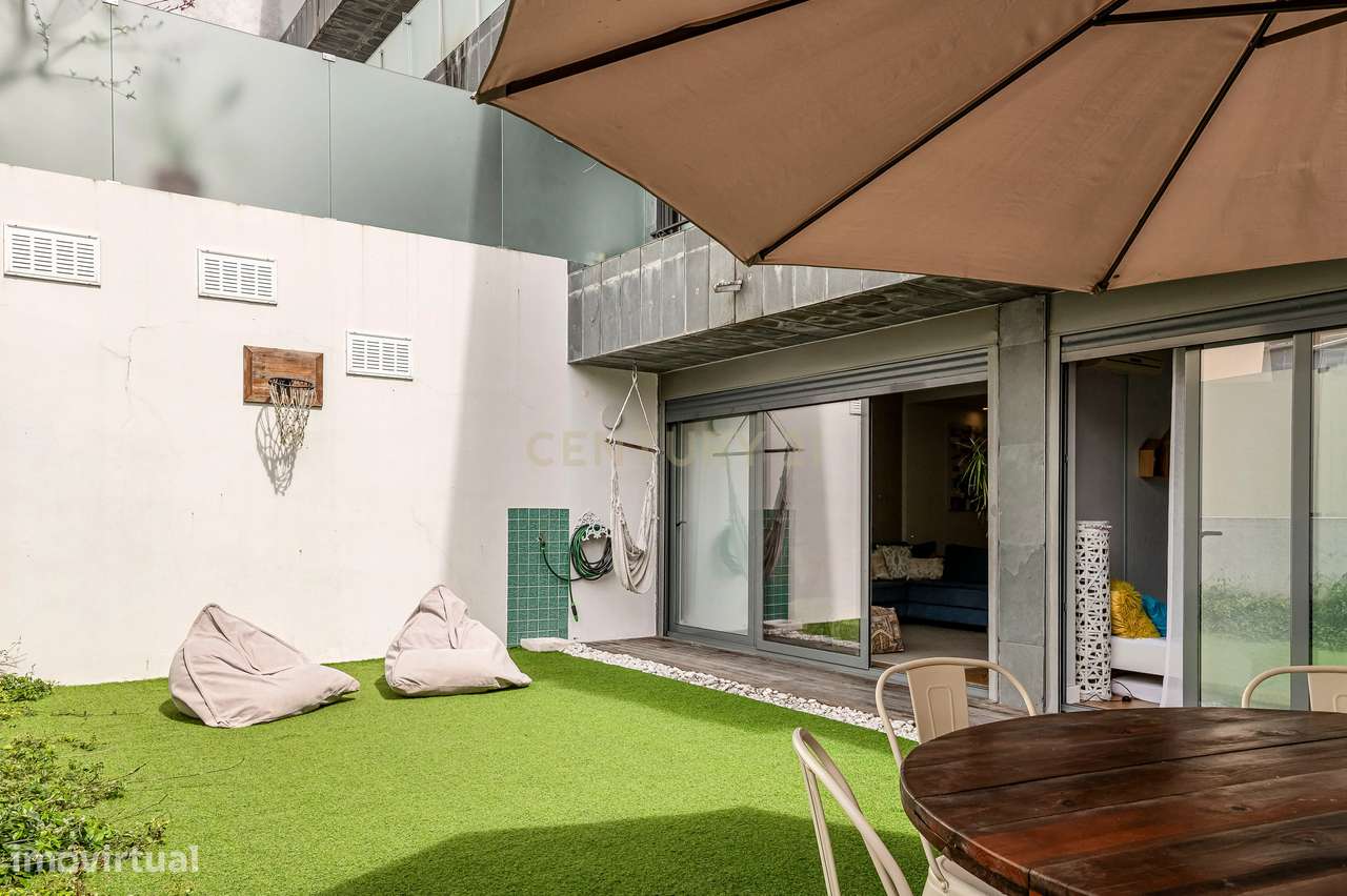 Apartamento T2 com Terraço e Parqueamento-2