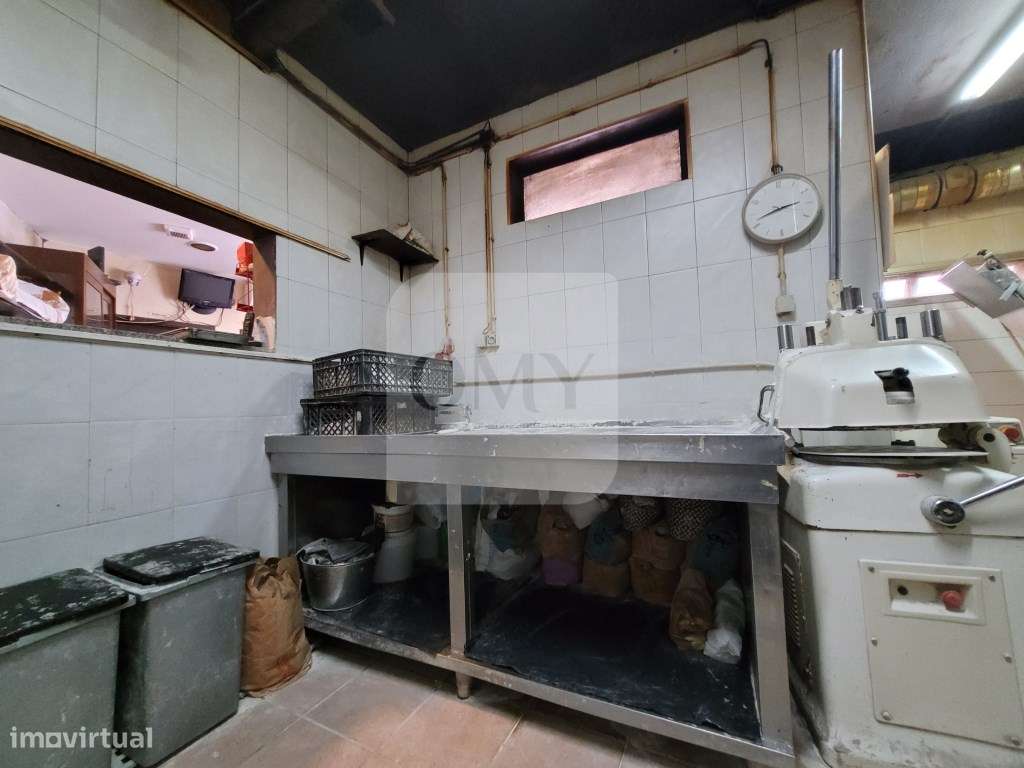 Trespassa-se Padaria em Pleno Funcionamento - Grande imagem: 4/18