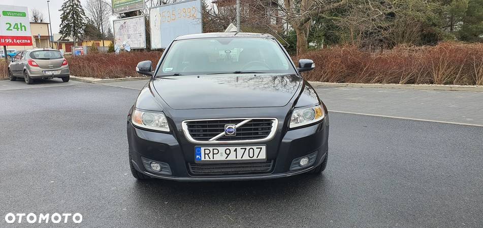 Volvo V50 D2 - 4