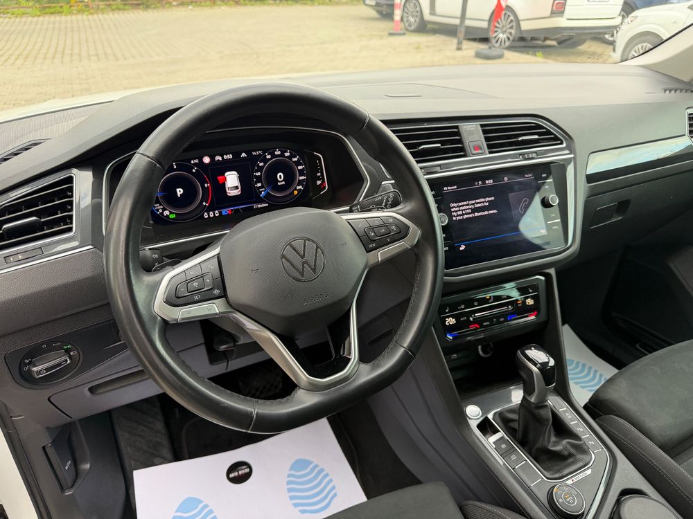 volkswagen tiguan   2 0 tdi 4mot dsg elegance