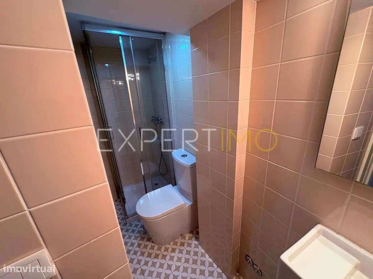 Apartamento T1 Moderno e Espaçoso no centro do Porto - Grande imagem: 3/22