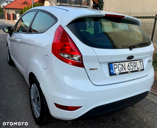 Ford Fiesta 1.6 TDCi Trend - 31