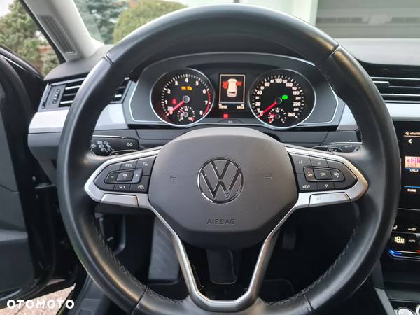 Volkswagen Passat 1.5 TSI EVO Business DSG - 8