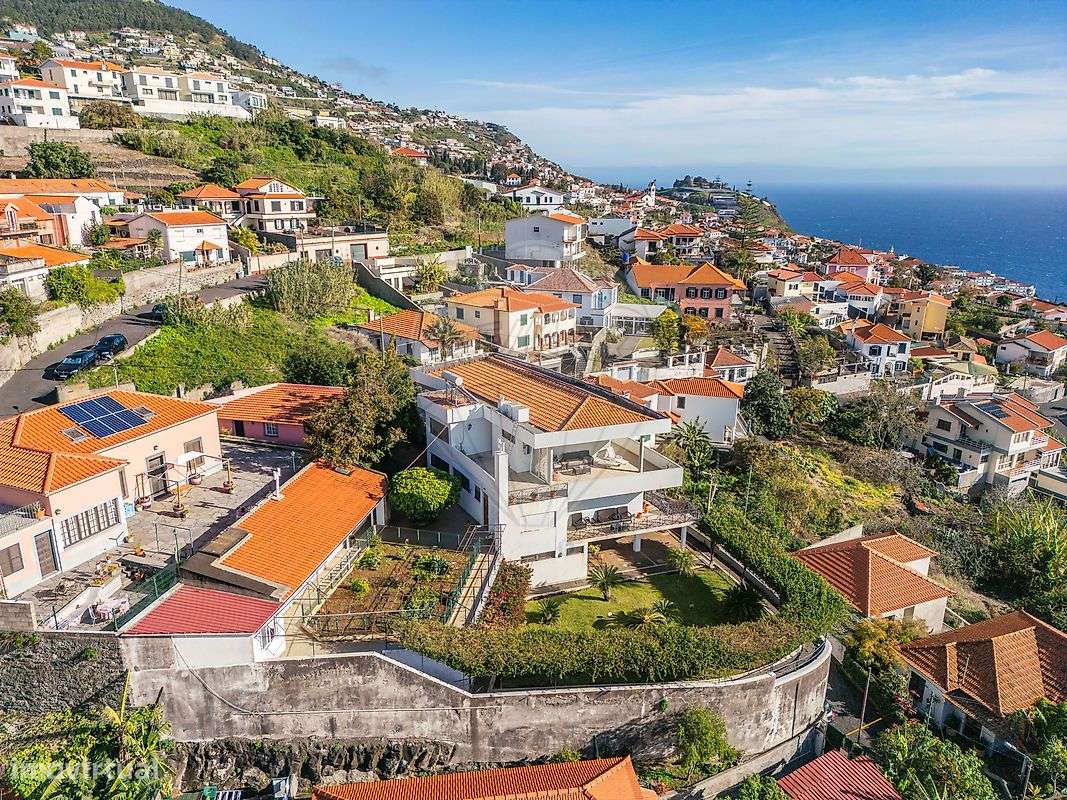 Moradia T4 para venda-24