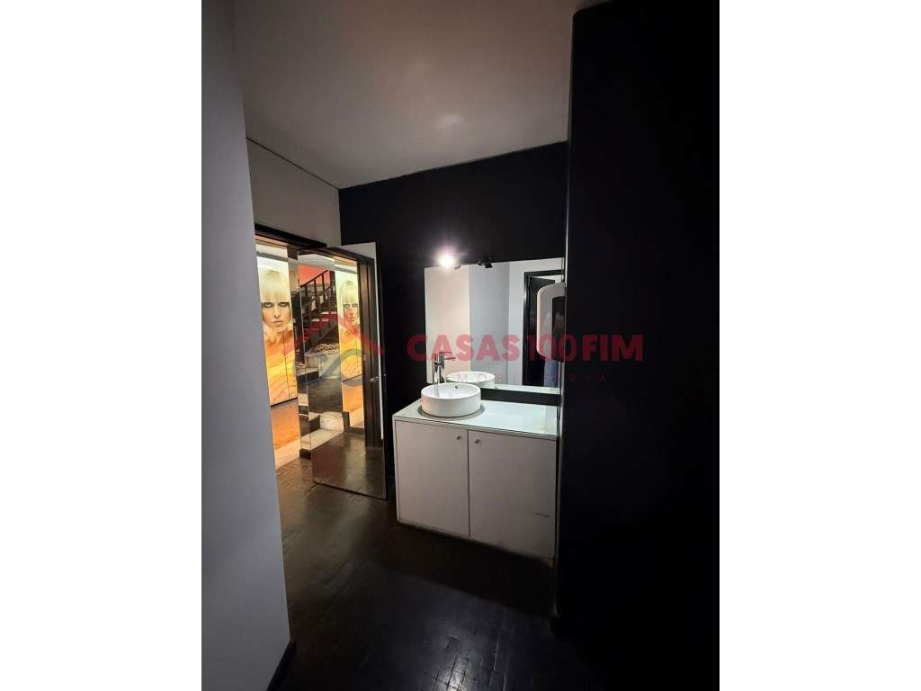 Excelente loja no Porto - Cedofeita-9