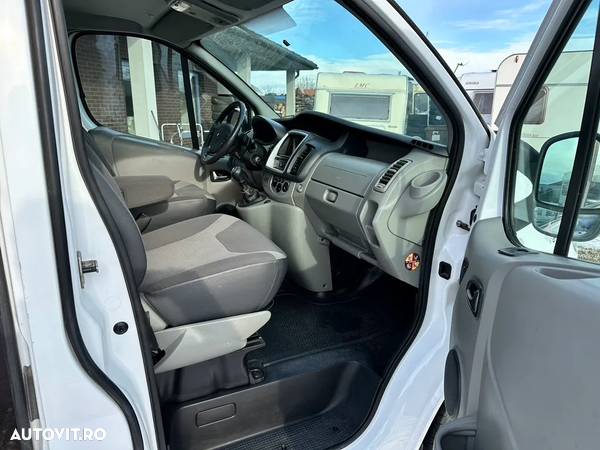 Renault Trafic 2.0 dCi 90 FAP Grand Combi L2H1 Authentique - 12