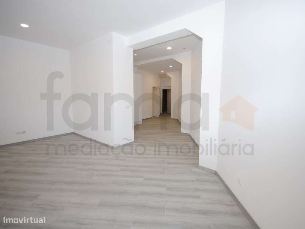 Apartamento T0+1 totalmente reabilitado Sete Rios / Avenidas Novas-5