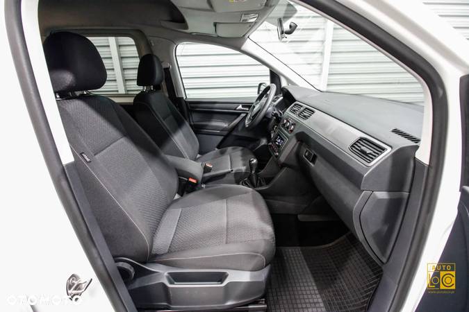 Volkswagen Caddy 2.0 TDI Comfortline - 12