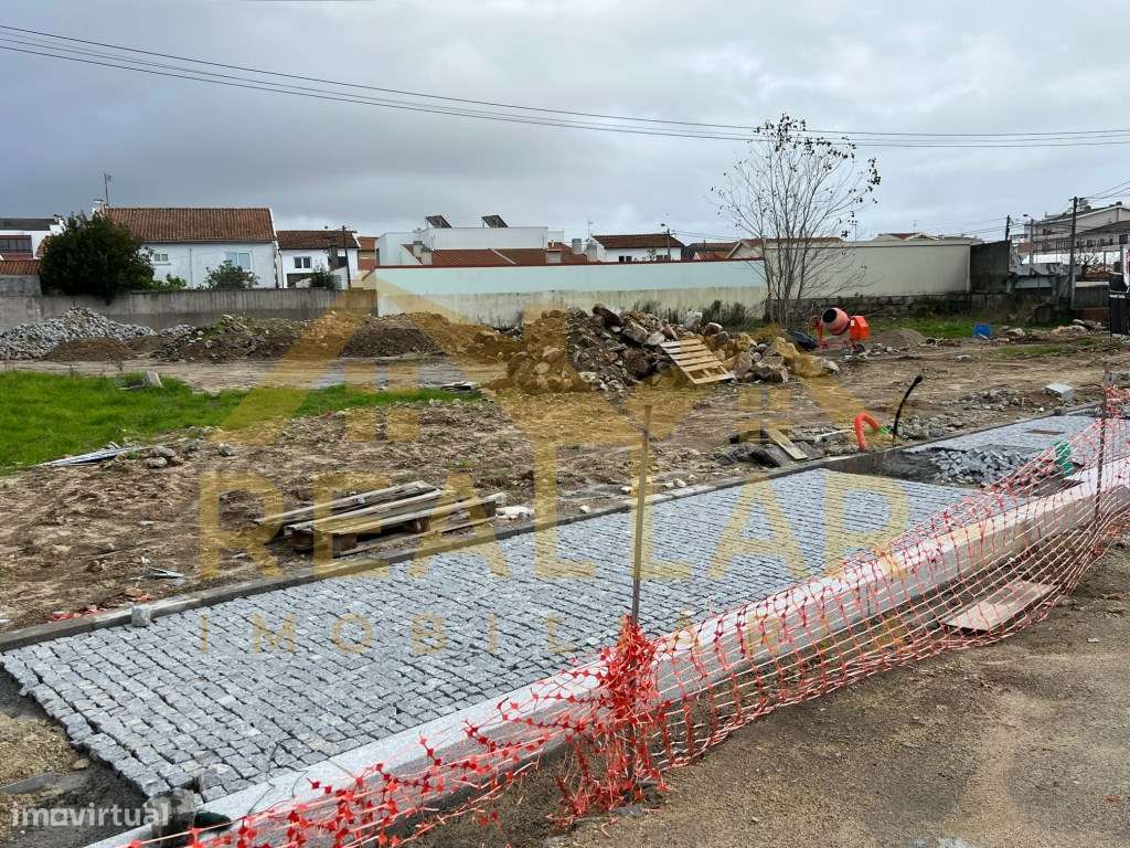 Lote de Gaveto em Aver-o-Mar - Póvoa de Varzim - Grande imagem: 3/4