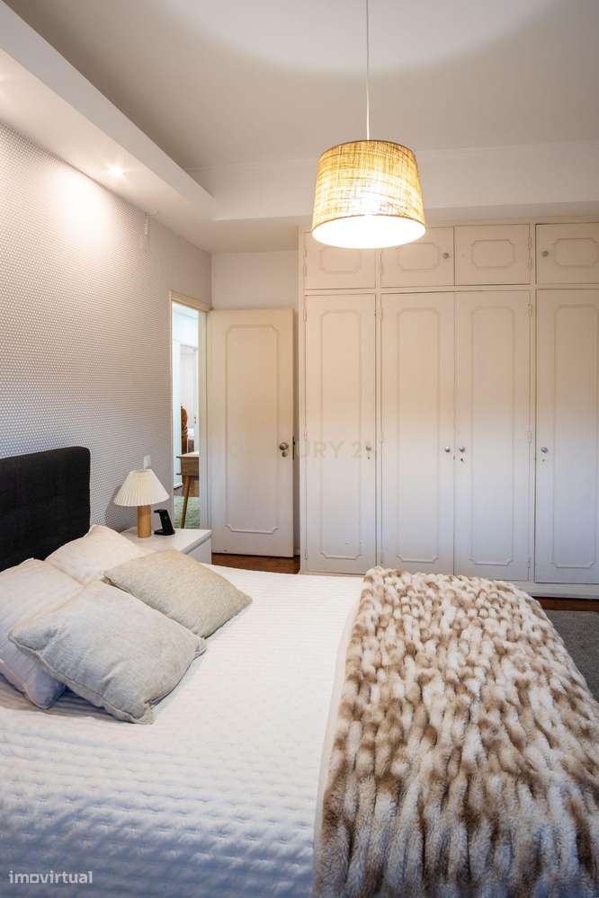 Fantástico T3 com elevador e varanda - Grande imagem: 5/22