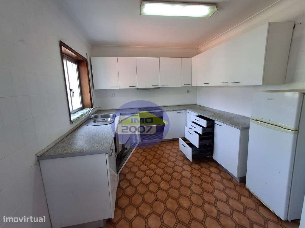 Moradia T3 em Miramar-8