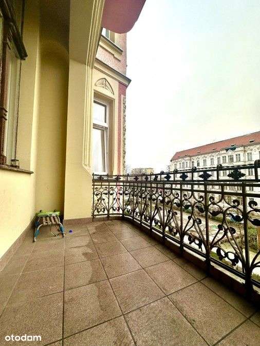 Super lokalizacja z widokiem na Aleję Fontann-19