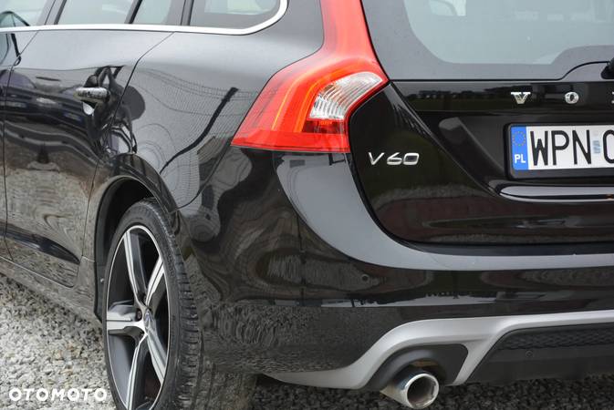 Volvo V60 D3 Geartronic R-Design - 26