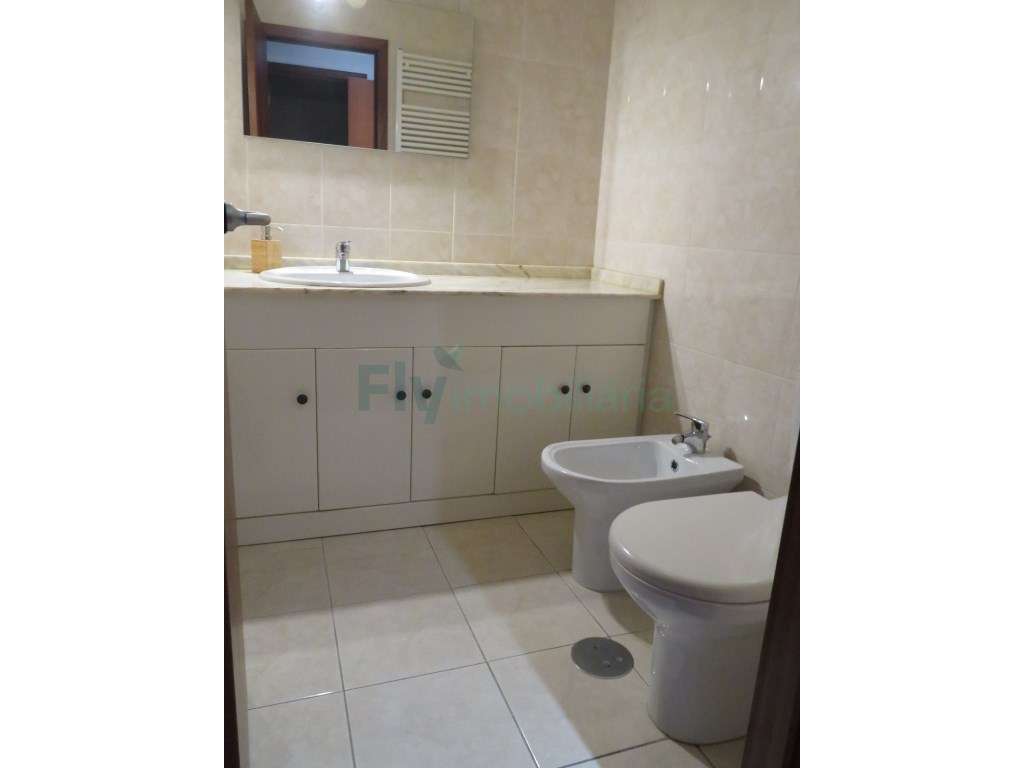 Apartamento T3 - Junto à Universidade e Hospital de S.João no Porto-21