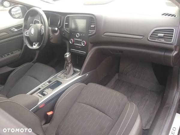 Renault Megane 1.3 TCe FAP Limited - 17