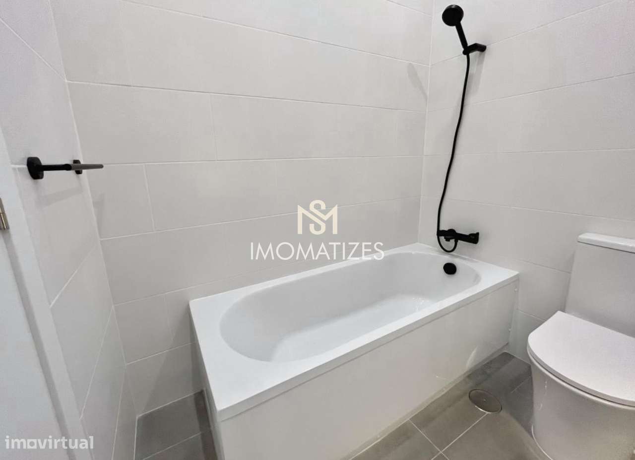 Apartamento T2 Penthouse Remodelado - Póvoa de Varzim-4