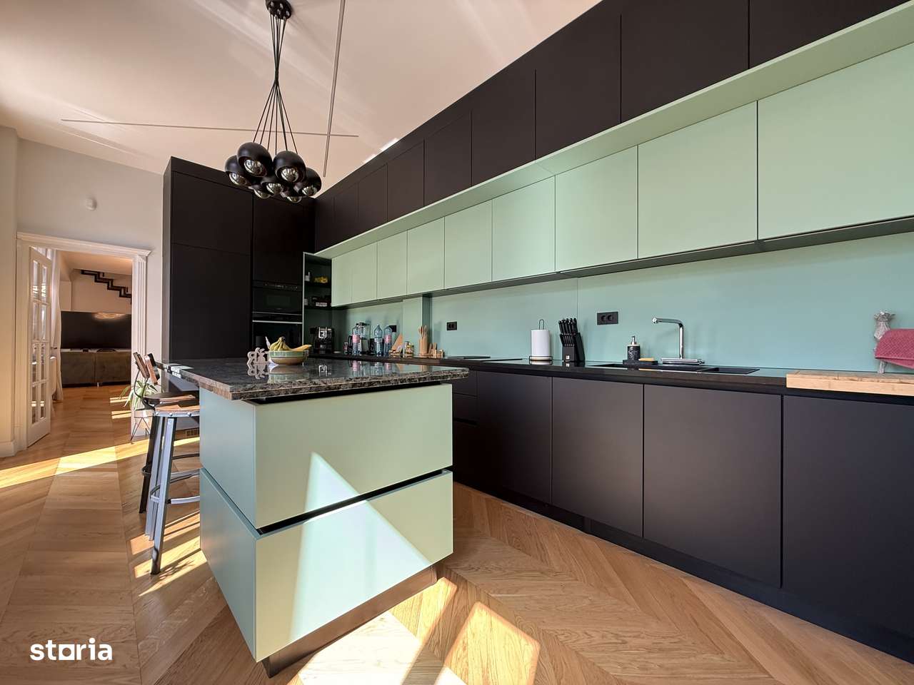 Casă zona Piața Centrală-5