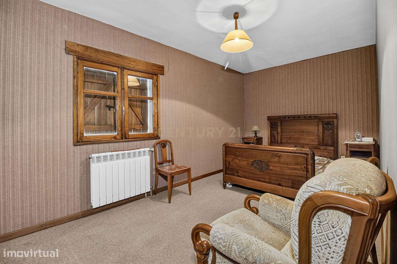 Casa BI- Familiar em Quintanilha, Bragança-16