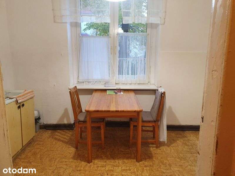 MIESZKANIE NA SOŁACZU – WYJĄTKOWA LOKALIZACJA CZEKA NA RENOWACJĘ-12