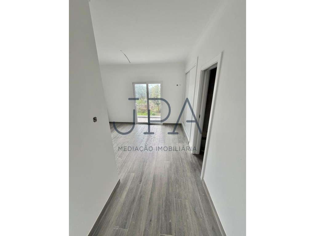 Altura - Em construção - moradia T4 com garagem e piscina-23