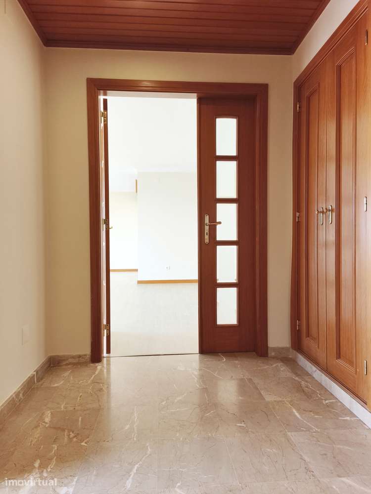 Apartamento T3 Paço de Arcos-9