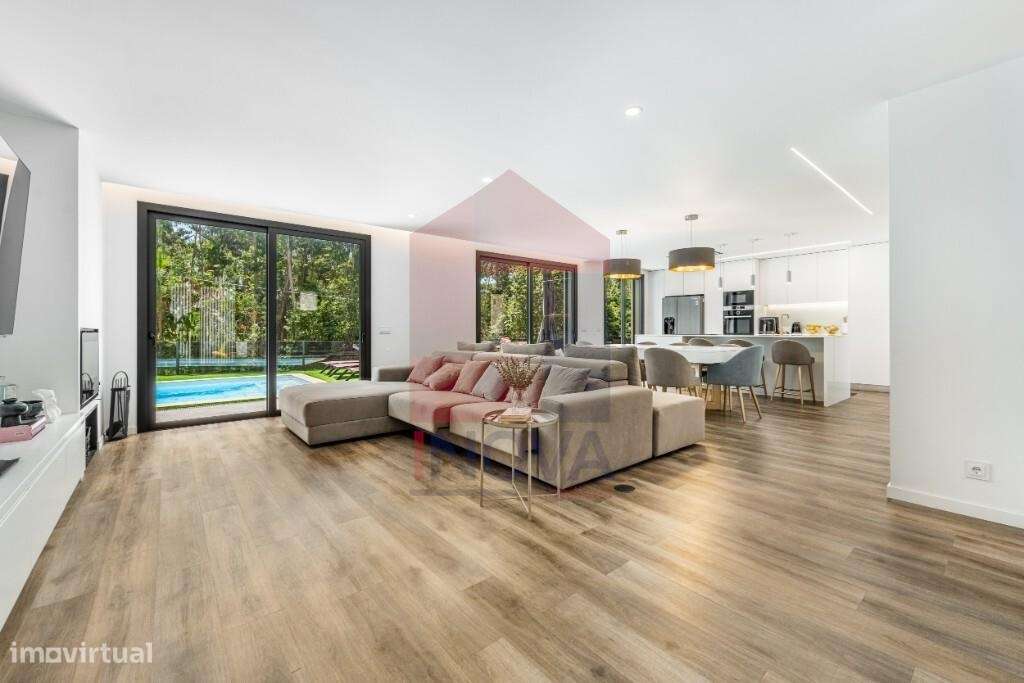 Moradia com piscina, Esqueiros - Grande imagem: 4/42