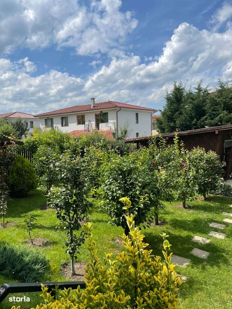 Vanzare duplex, cu teren generos, Floresti - Imagine principală: 1/20