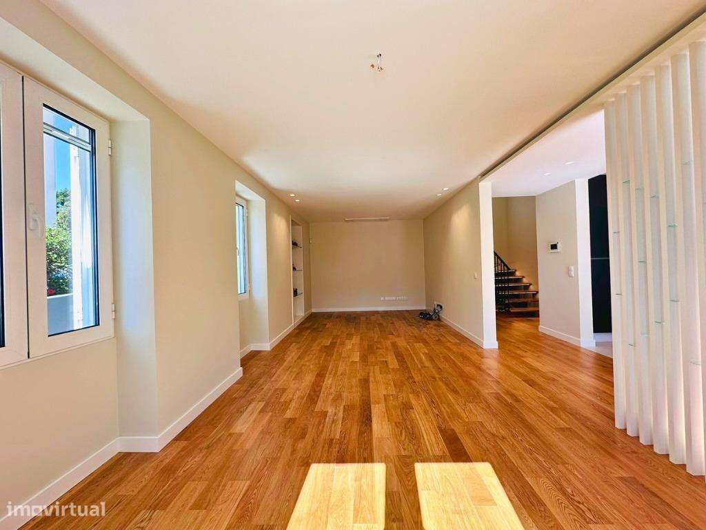 Moradia T3 Moderna com 3 Suítes no Centro do Funchal – Zona do Til-25