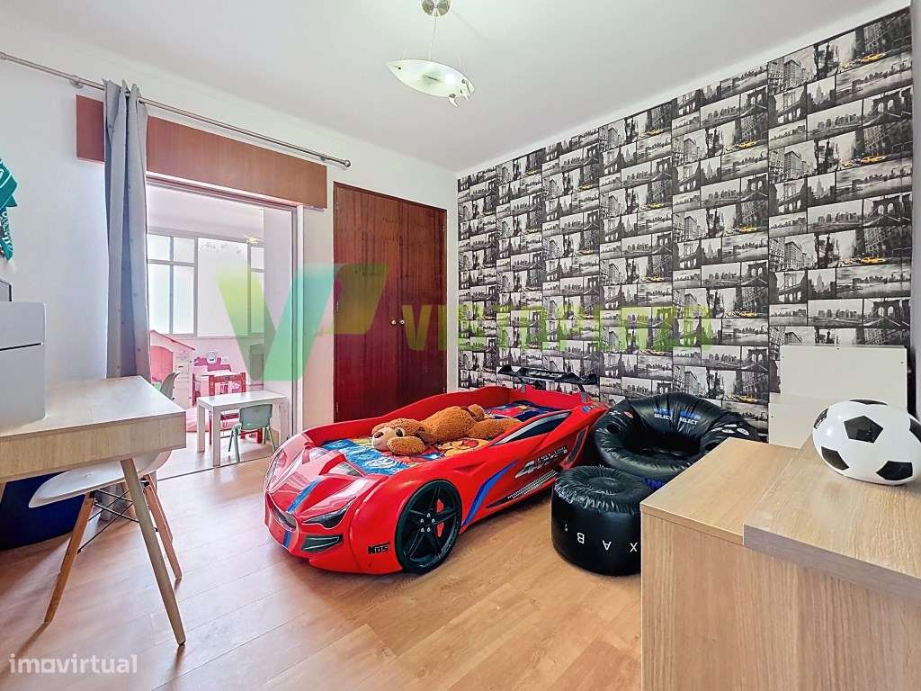 Apartamento Duplex T3 Remodelado no Centro de Portimão-17