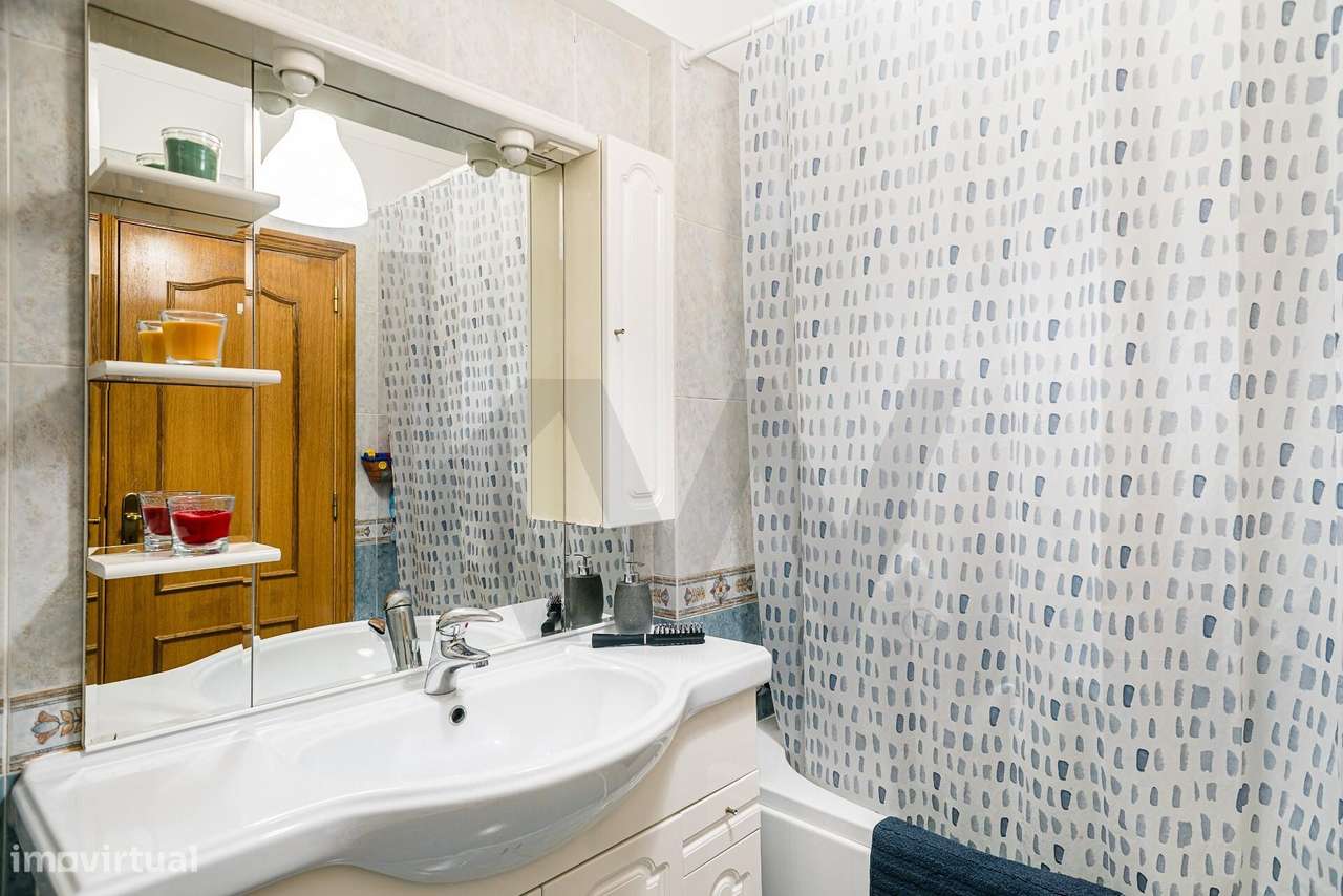 Quer um terraço gigante e dois quartos numa casa em Queluz?-15