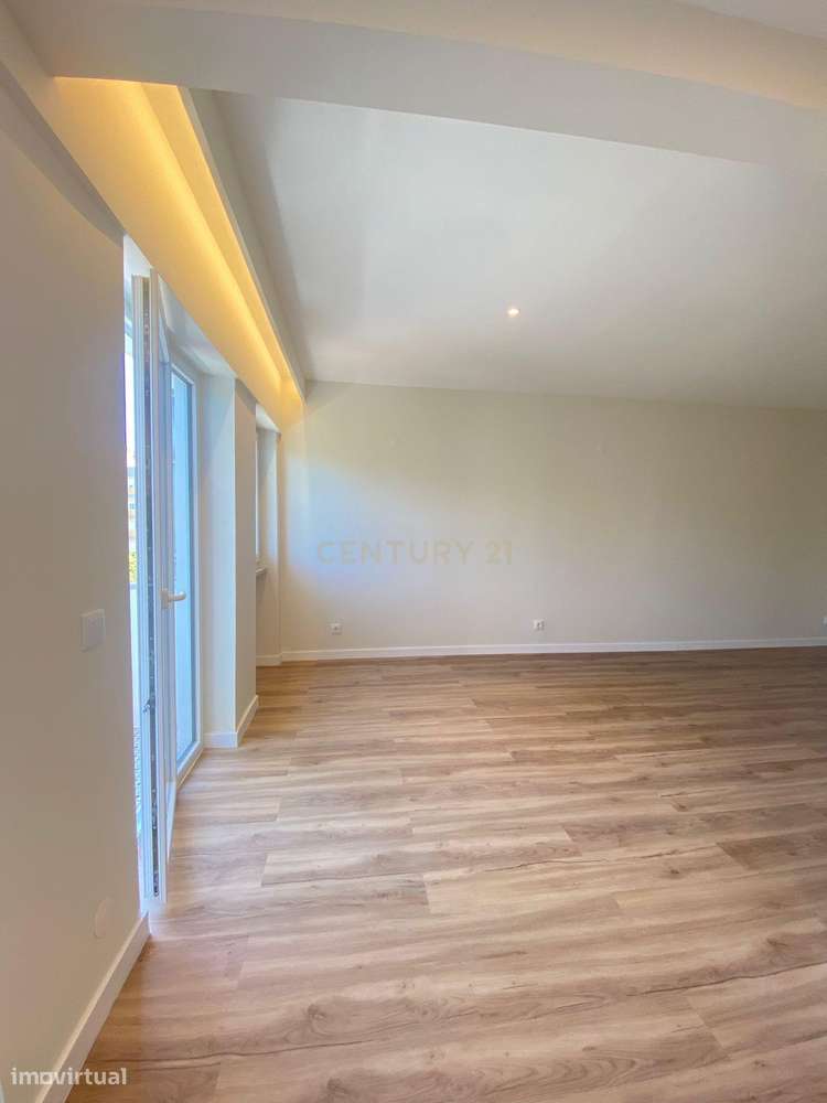 Apartamento T2 junto ao Alto dos Moinhos-9