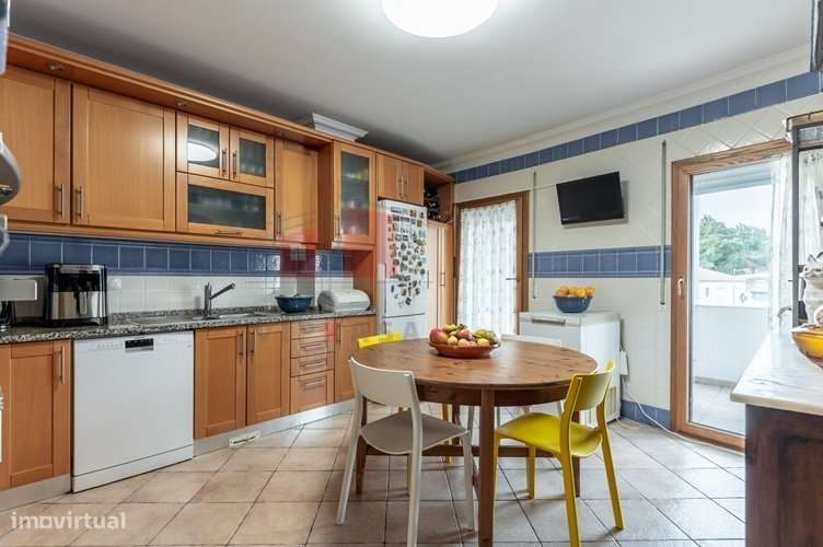 Apartamento T3 no centro da Malveira-12