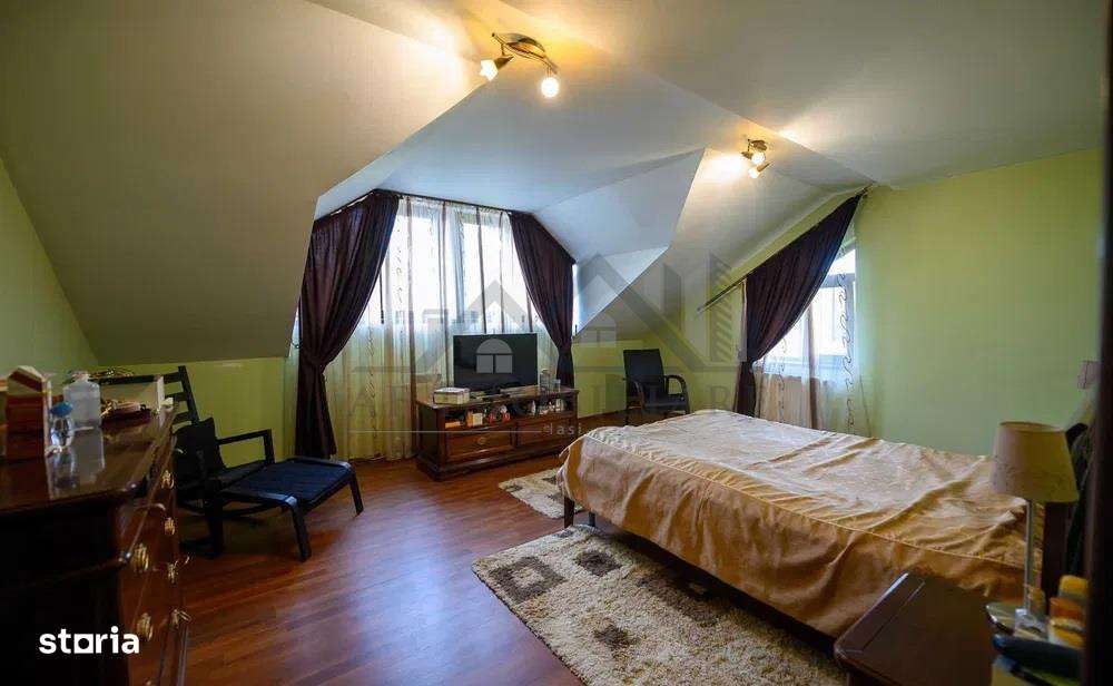 Galata platou VILA LUX P+M S.U=207 TEREN=806mp zona linistita - Imagine principală: 5/13