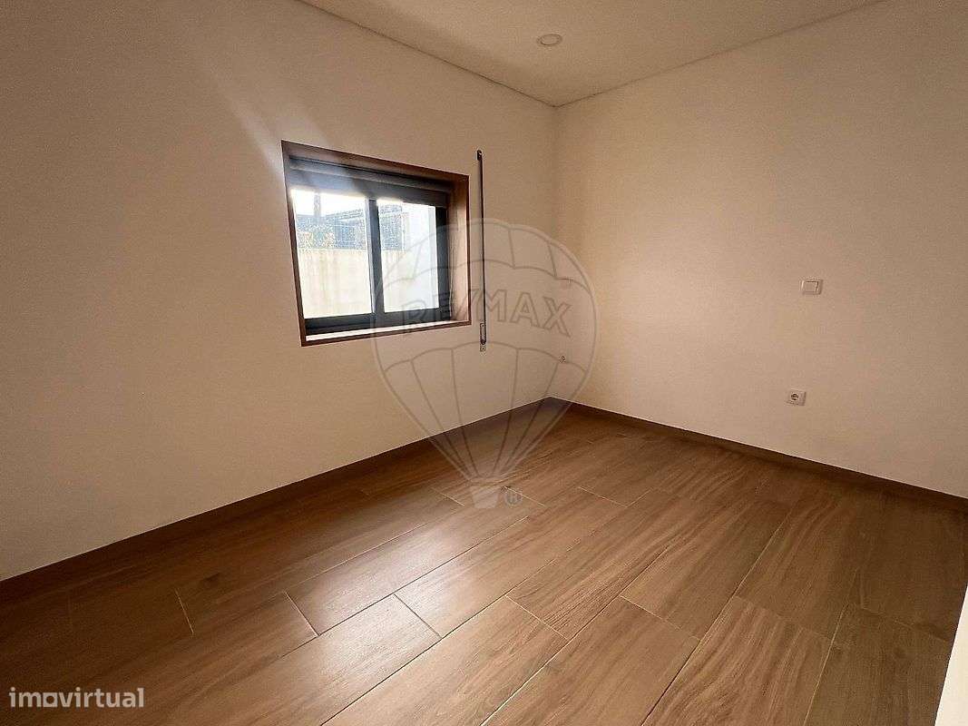 Moradia T2 para arrendamento - Grande imagem: 3/11