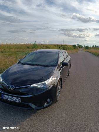 Toyota Avensis 2.0 D-4D Prestige - 31