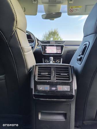 Skoda Superb 1.4 TSI Plug-In Hybrid L&K DSG - 12