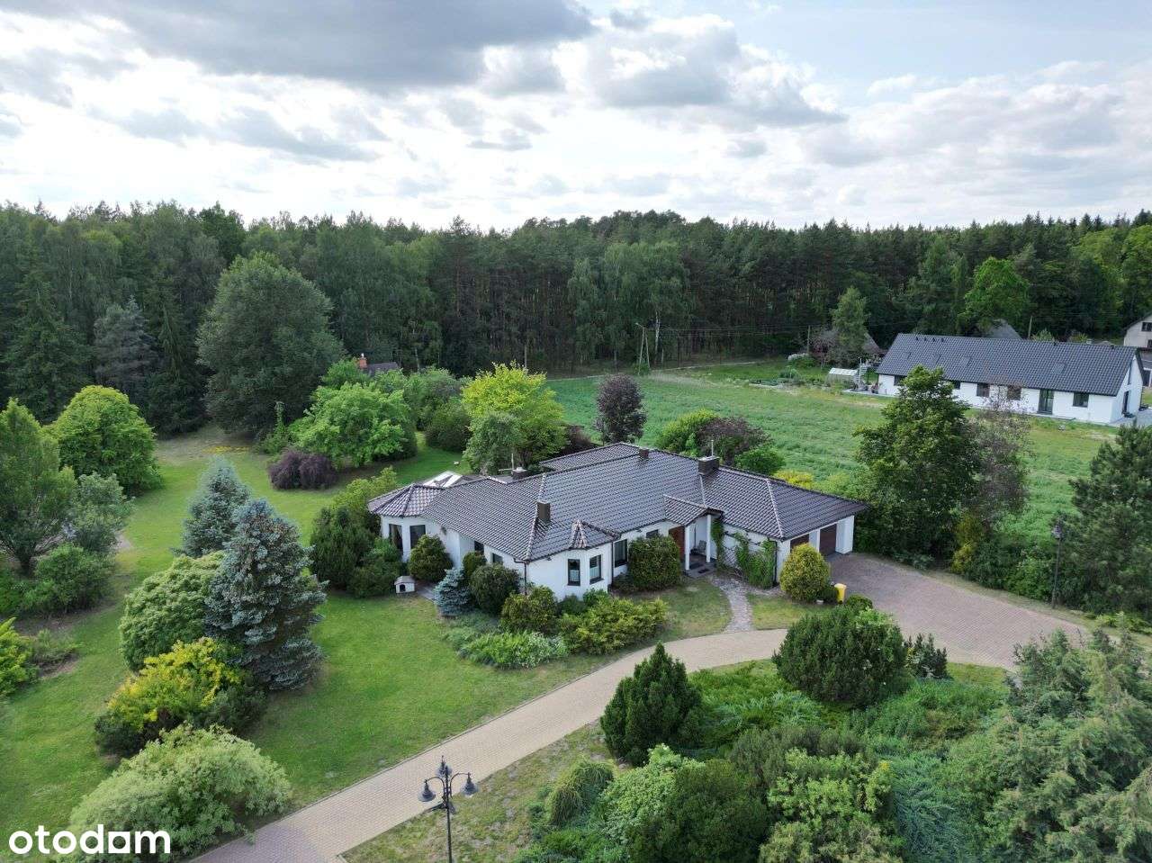 Rezydencja w spokojnej okolicy gmina Brok, 1.7 ha.-3