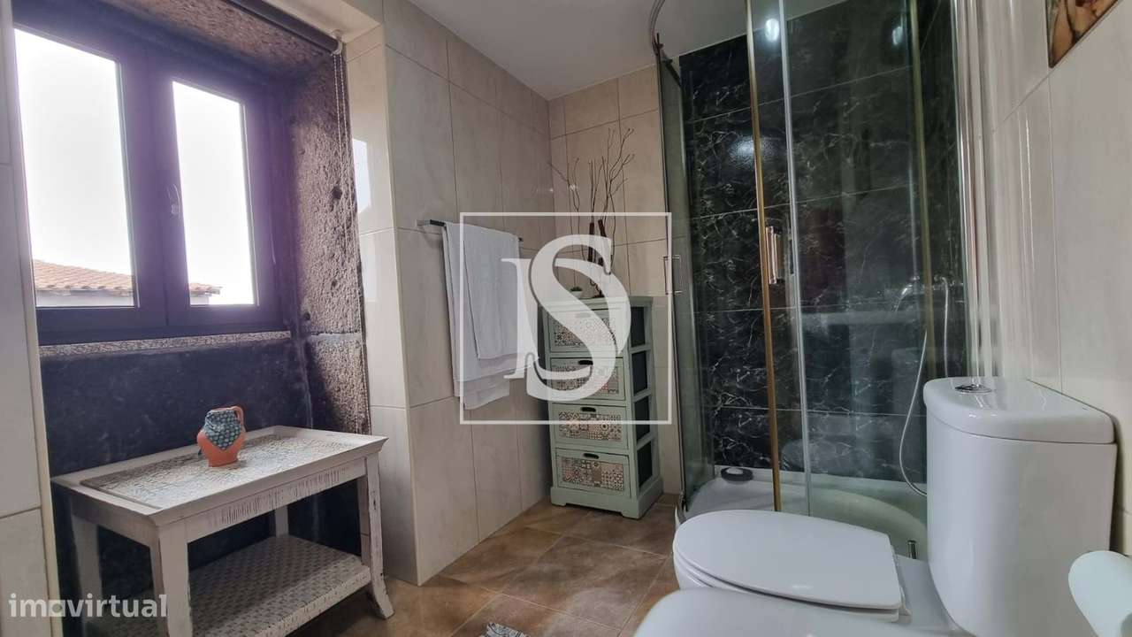 Vivenda Rústica T2- Renovada para venda em Salamonde Vieira do Minho-35