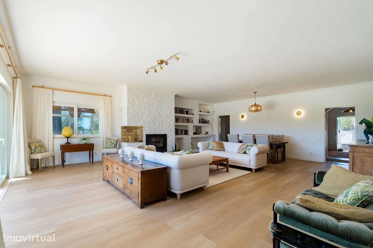 Moradia de luxo com piscina, anexo, campo de ténis  e jardim-9