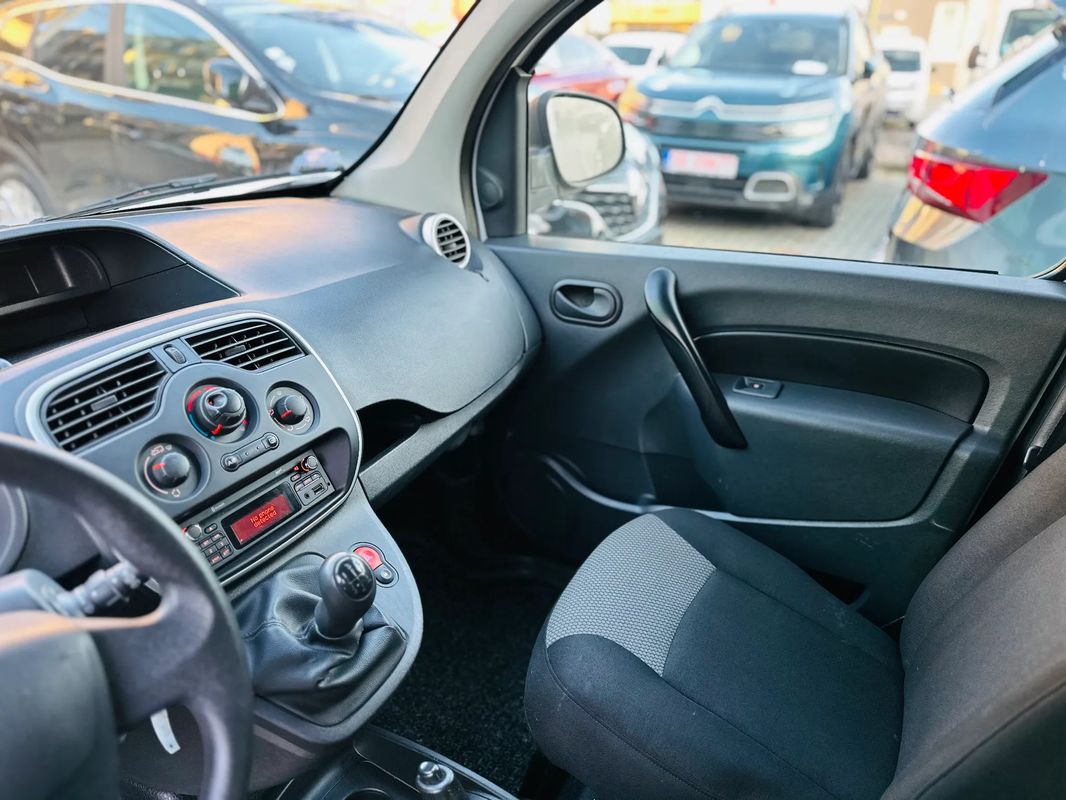 Renault Kangoo Rapid Maxi dCi 90 Extra - 9