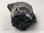 Alternador Usado OPEL ASTRA H 1.9 CDTI REF. 0124425097 MOTOR Z19DT - 4