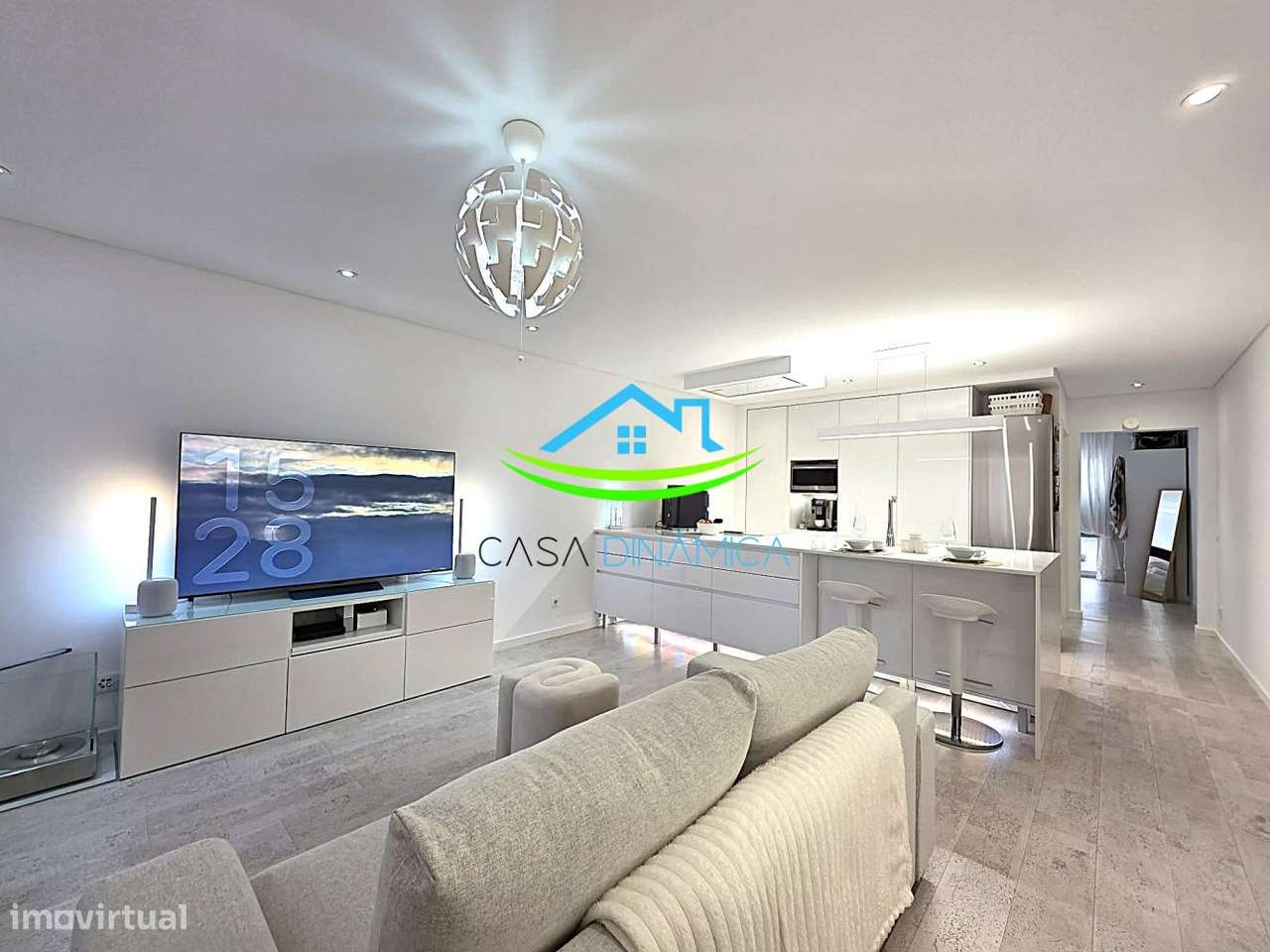 T1 C/ PARQUEAMENTO, BAIRRO NOVO, MOBILADO - Grande imagem: 2/49