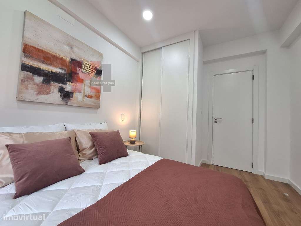 Apartamento T3 totalmente remodelado em Benfica-26