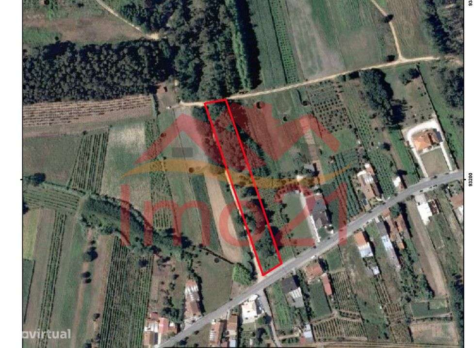 Terreno para construção de moradia(s)-13