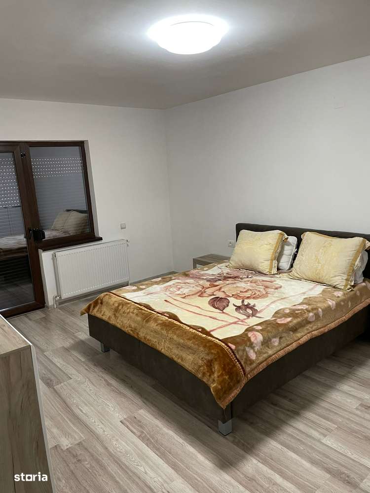 Intermediez vila P+1,compusa din 6 camere,zona de vile,Navodari! - Imagine principală: 5/20