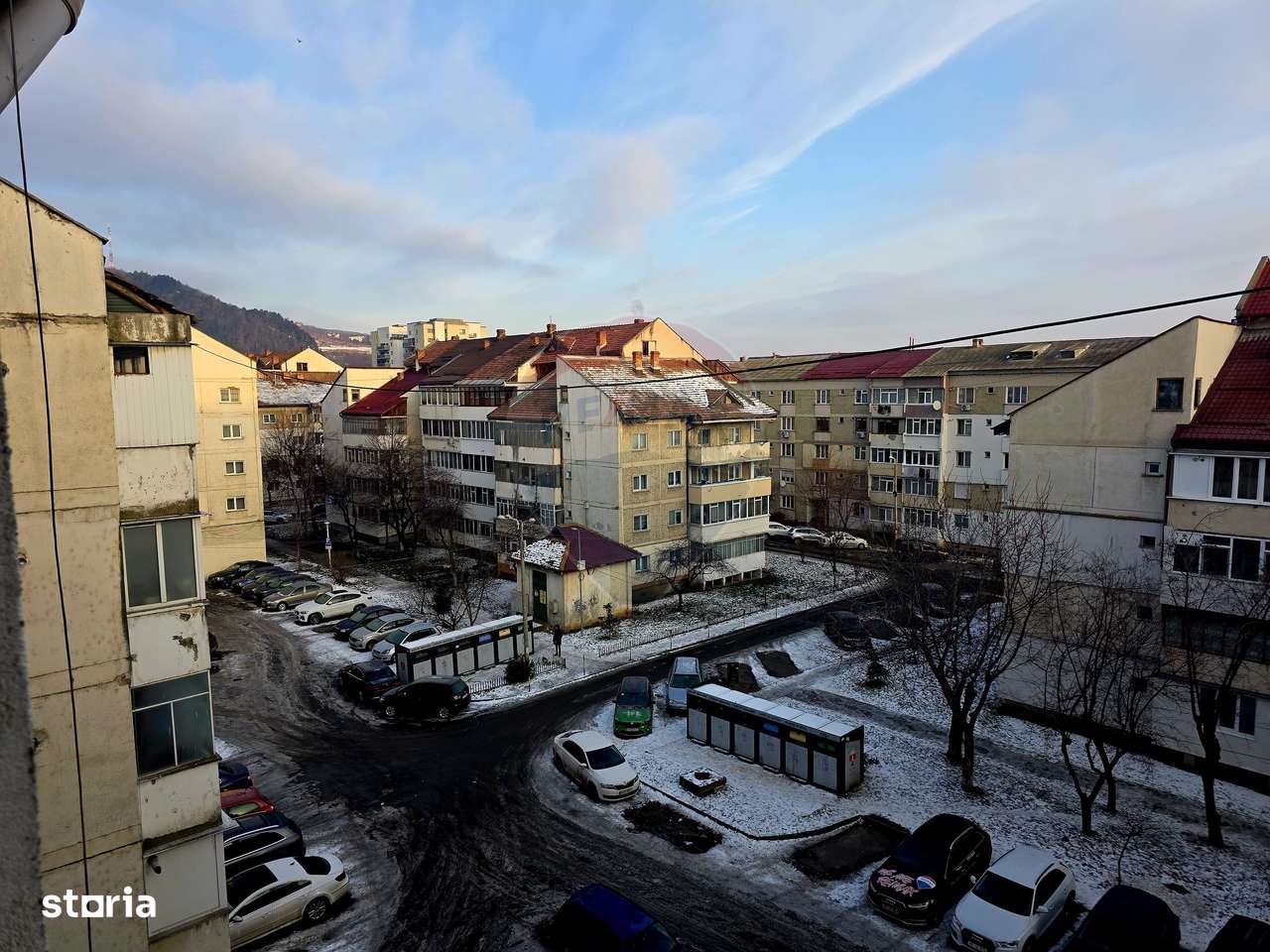 Apartament cu 2 camere de vânzare în zona 1 Mai-18