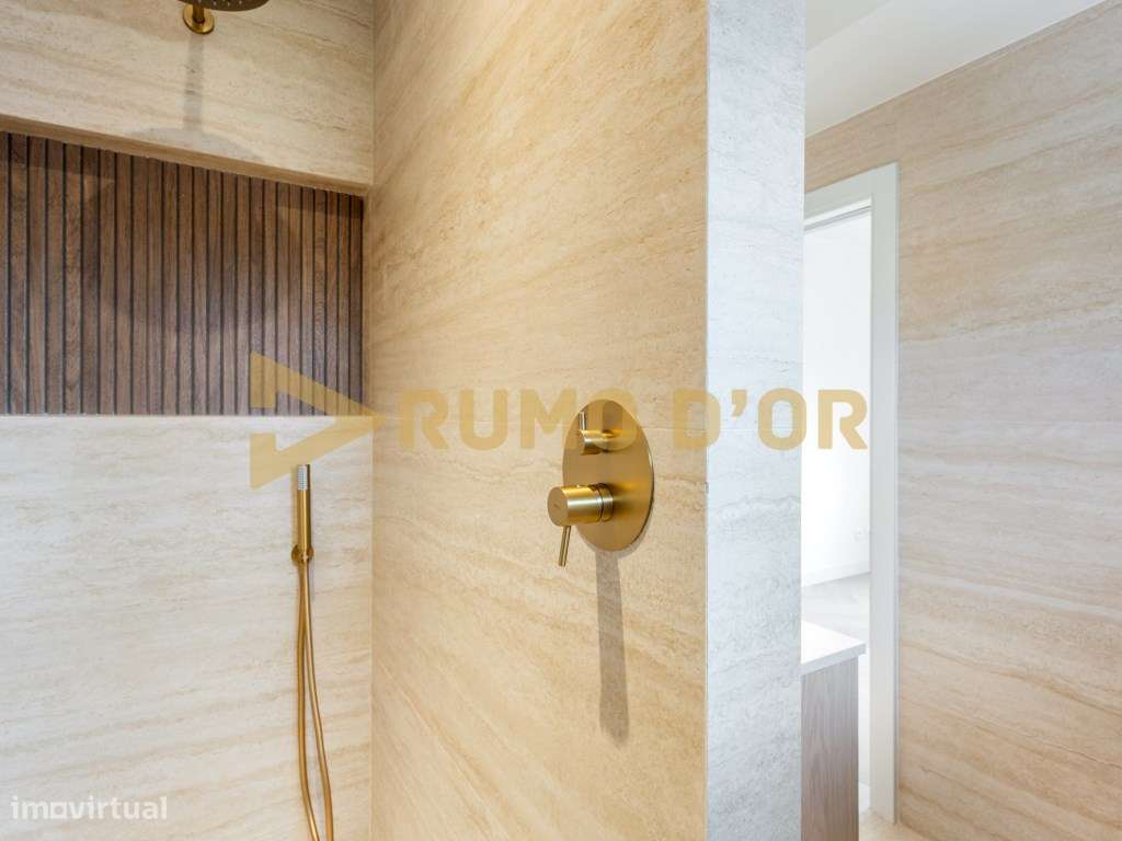 Exclusivo T2 com Vista Mar em Santa Cruz Elegância, Conforto e Loca...-12