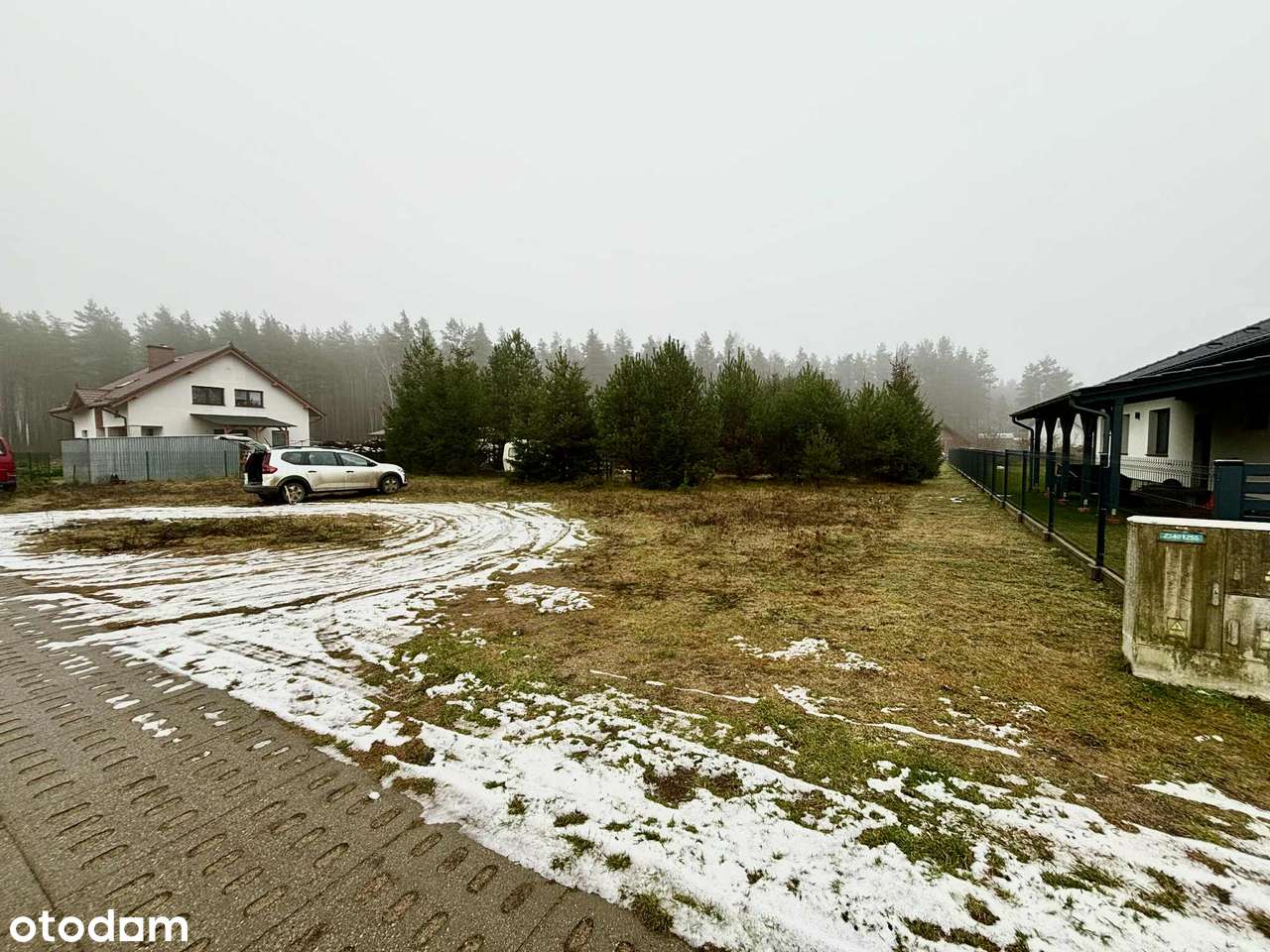 Pięknie położona działka wśród jezior i lasów-1