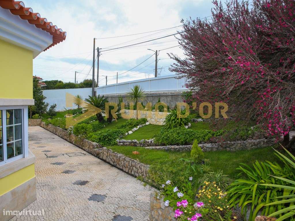 Moradia Exclusiva com áreas Independentes - junto a Arruda dos Vinhos-39