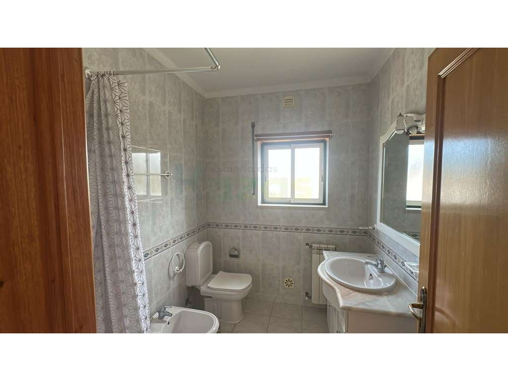 T3 Duplex - Mobilado - Arrendamento - Pernelhas / Parceiros / Leiria - Grande imagem: 4/24